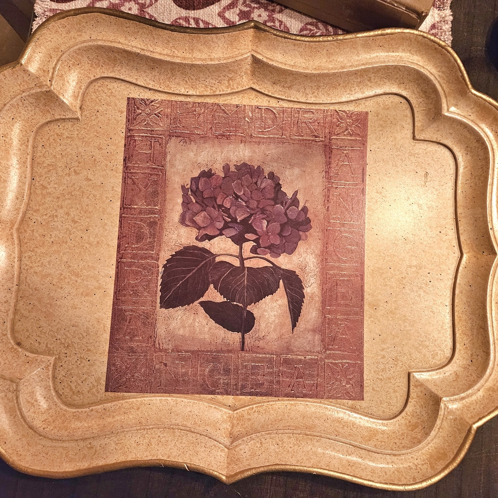 Vintage Italian Florentine Scalloped Carved Floral Hydrangea Serving Tray